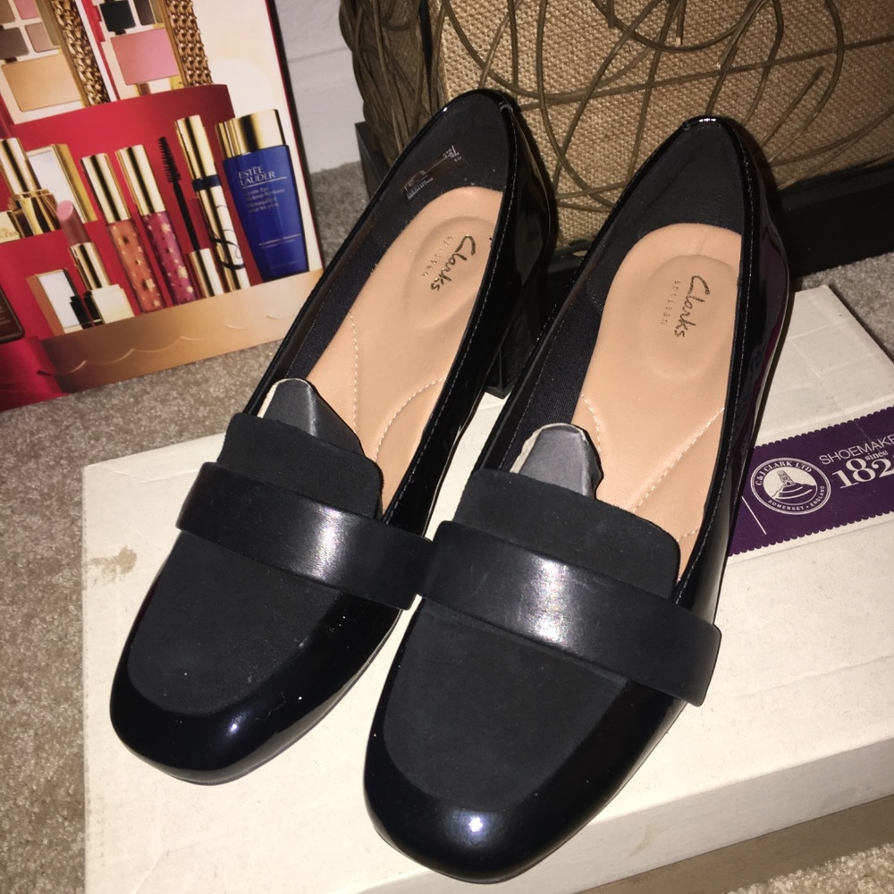 Clarks Loefer - Picture 2 of 4